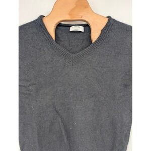 Aritzia Black V-neck pullover cashmere sweater Long Sleeve Women's sz XS
